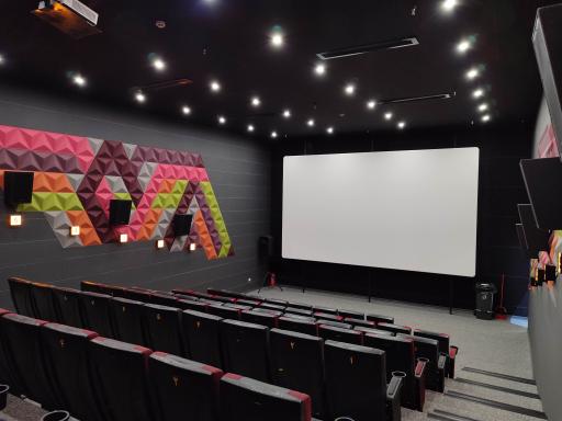 عکس پردیس سینما آرین