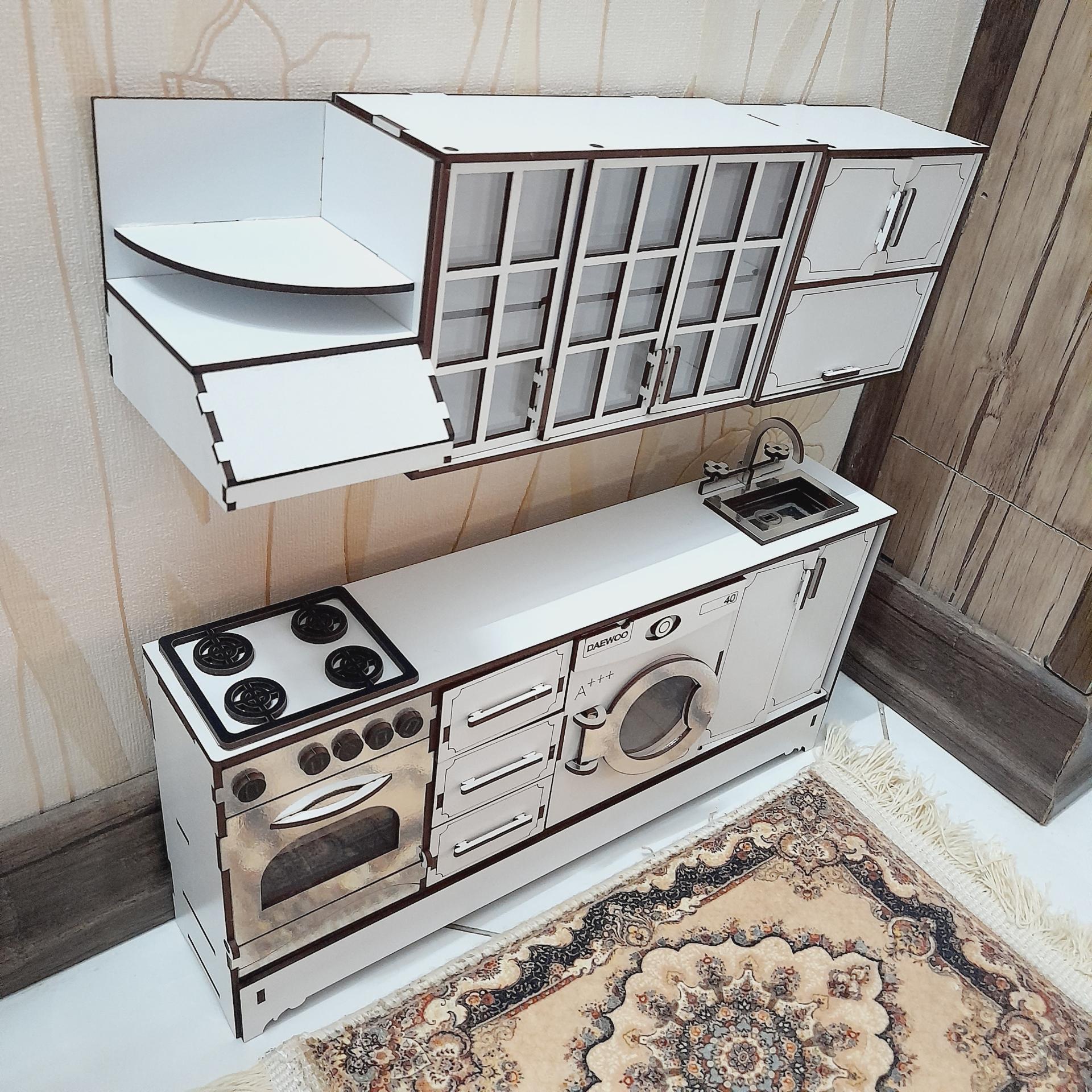 عکس کارگاه کوچولوسازی مبلمان باربی