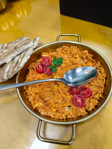 عکس حلیم و آش دارچین