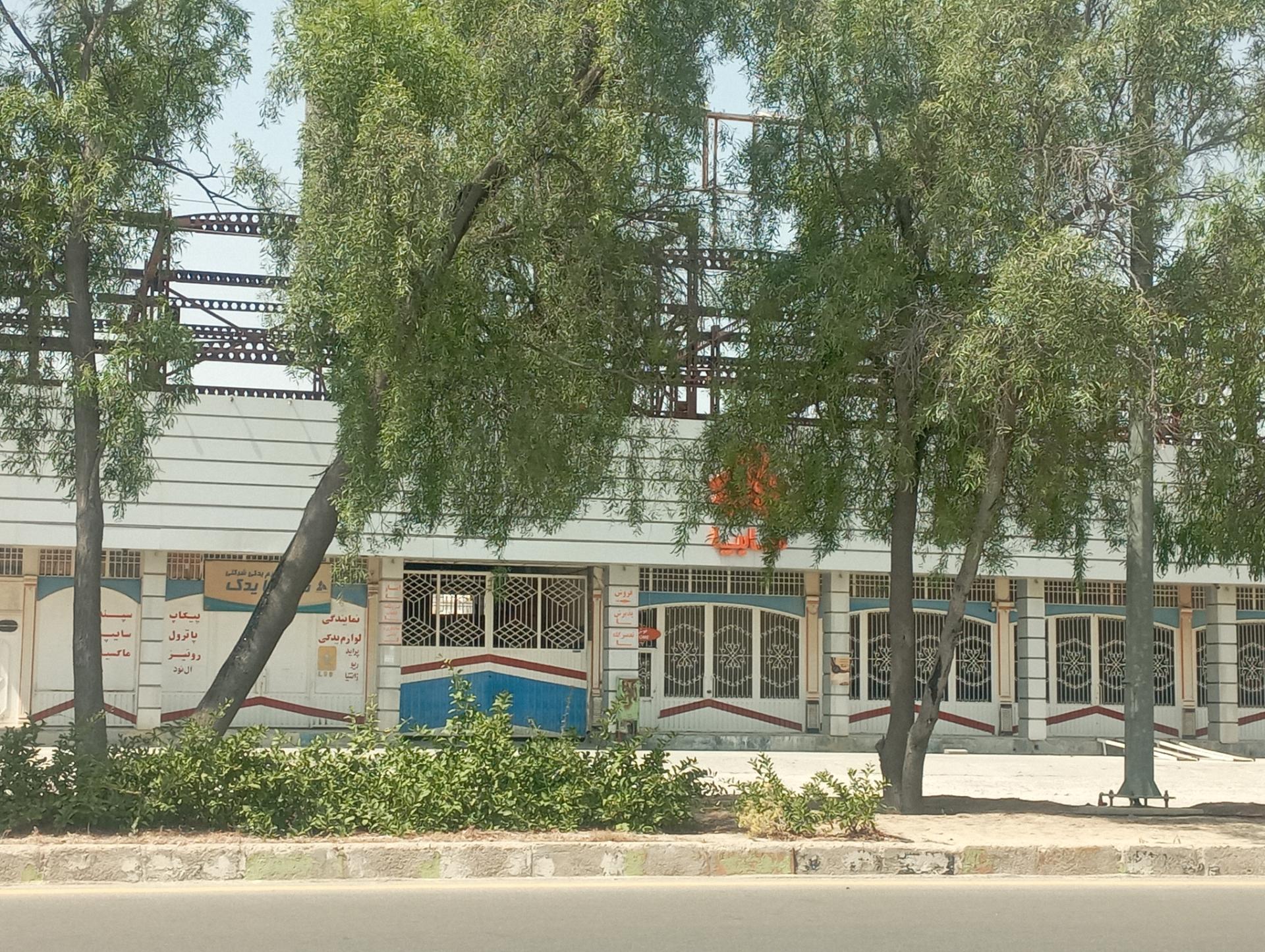 عکس نمایندگی سایپا لار کد 5024