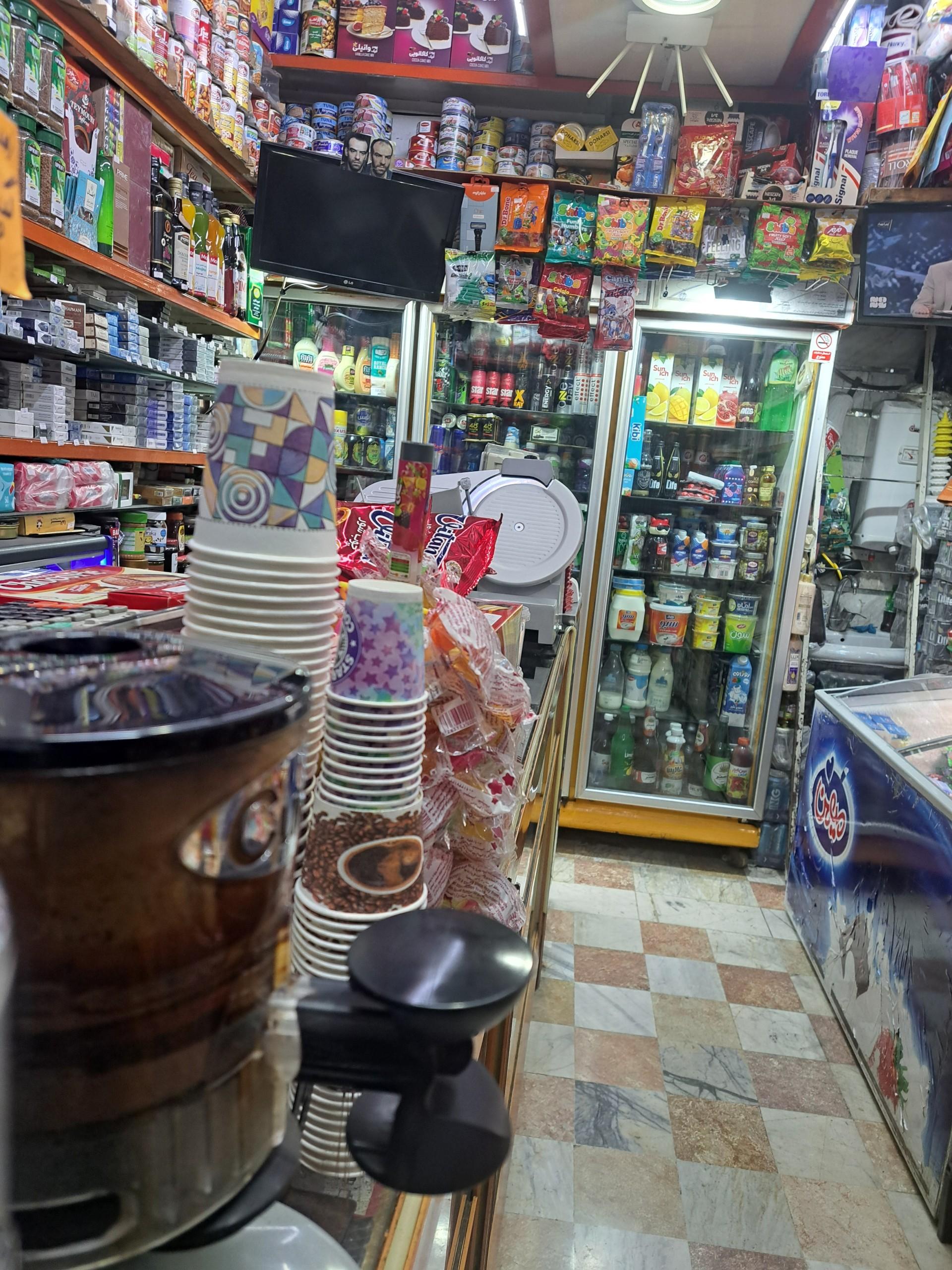 عکس بهنام مارکت
