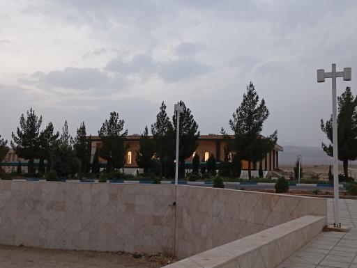عکس سلف عمارت وصال 