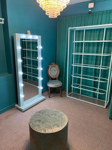 عکس مزون و پوشاک بنی 