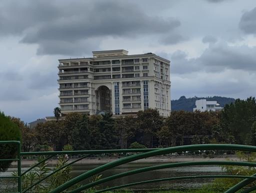 عکس برج تجاری مسکونی ابریشم