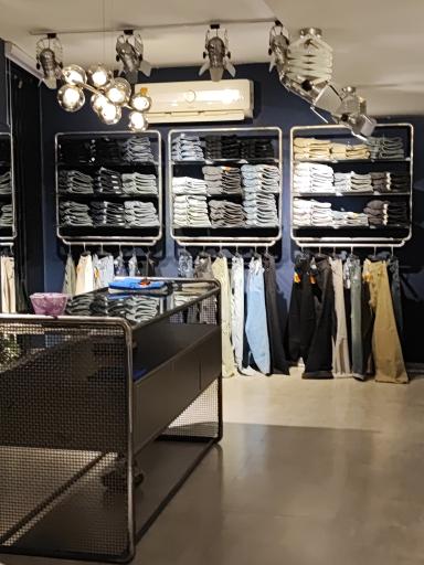 عکس پوشاک پازورا