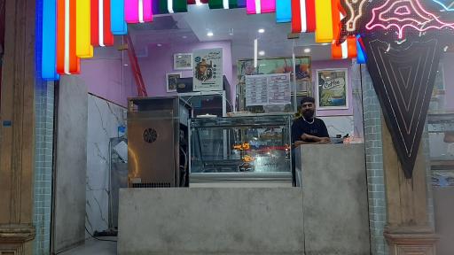 عکس کافه بستنی کاله