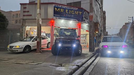 عکس هدلایت مارکت مستر لایت