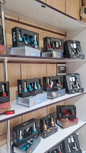 عکس هدلایت مارکت مستر لایت