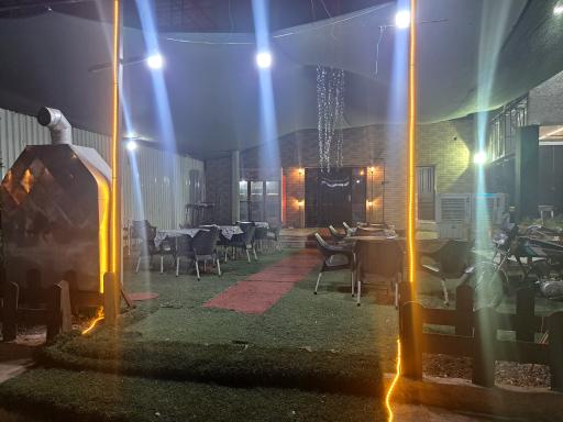 عکس رستوران قصر یاقوت