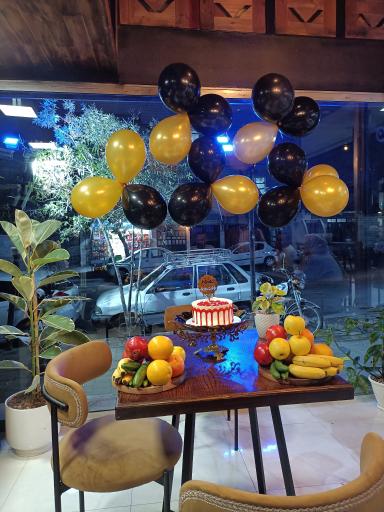 عکس کافه وآرش