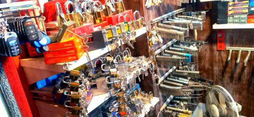 عکس قفل و کلید سازی پوریا