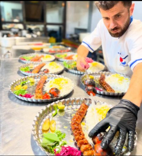 عکس رستوران حاج محمد