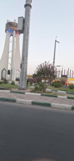 عکس میدان بسیج هشتگرد