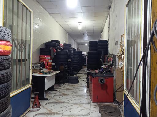 عکس لاستیک فروشی محرمی 