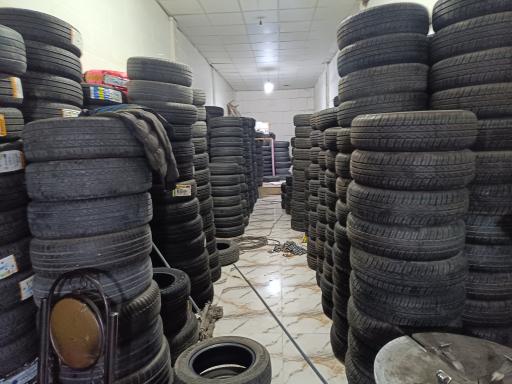 عکس لاستیک فروشی محرمی 