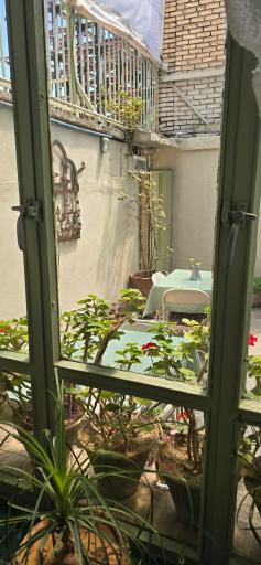 عکس رستوران خانه گلسرخی 