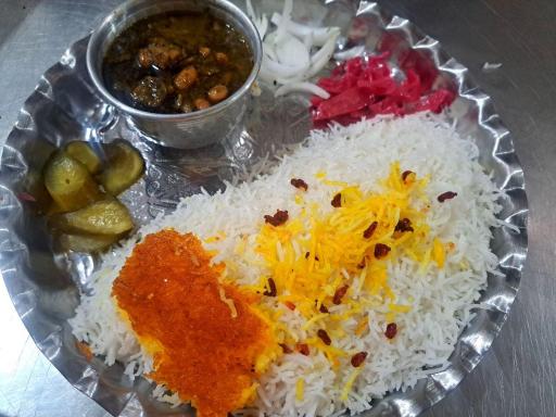 عکس غذای بیرون بر حسین زاده