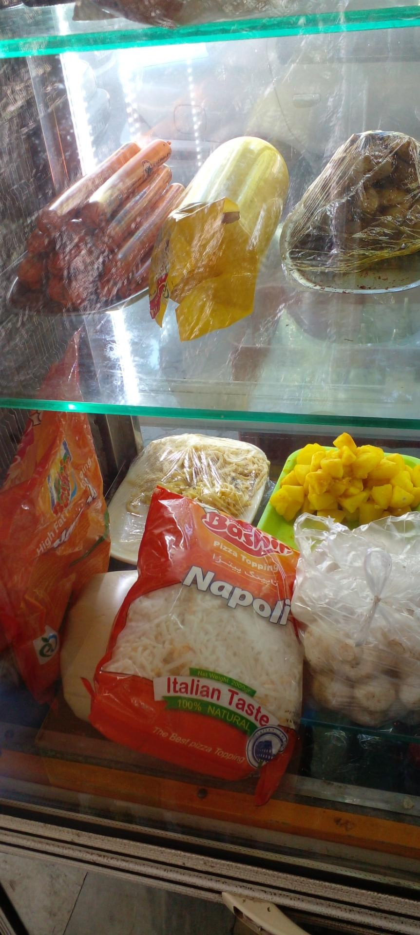 عکس ساندویچی آدا