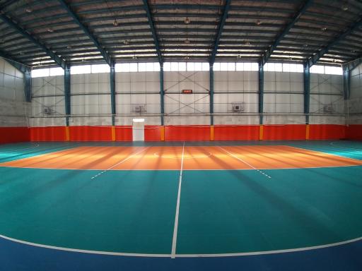 عکس سالن ورزشی دانشگاه ثامن