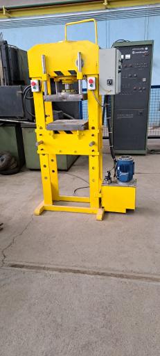 عکس کارگاه های تخصصی دانشگاه فنی و حرفه‌ای