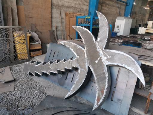 عکس خدمات برش لیزر فلزات پاشابرش