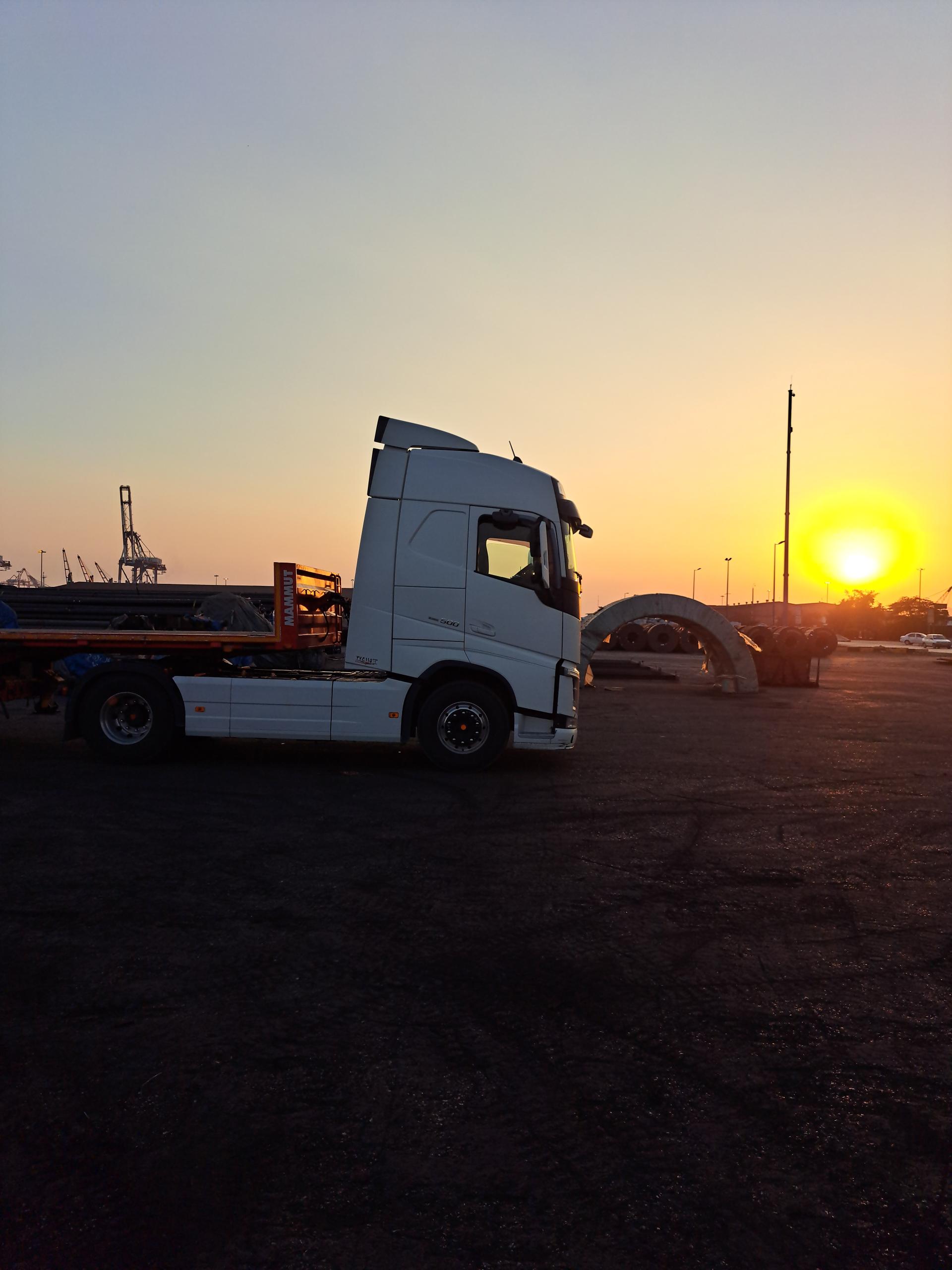 عکس پارکینگ کرمانشاهی ها