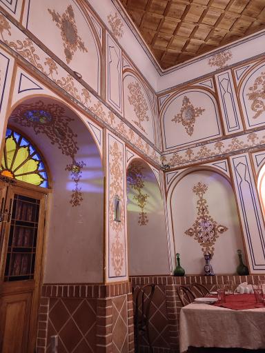 عکس رستوران سنتی ترنج