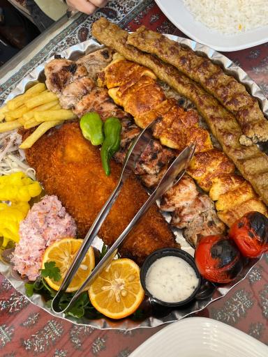 عکس رستوران سنتی ترنج