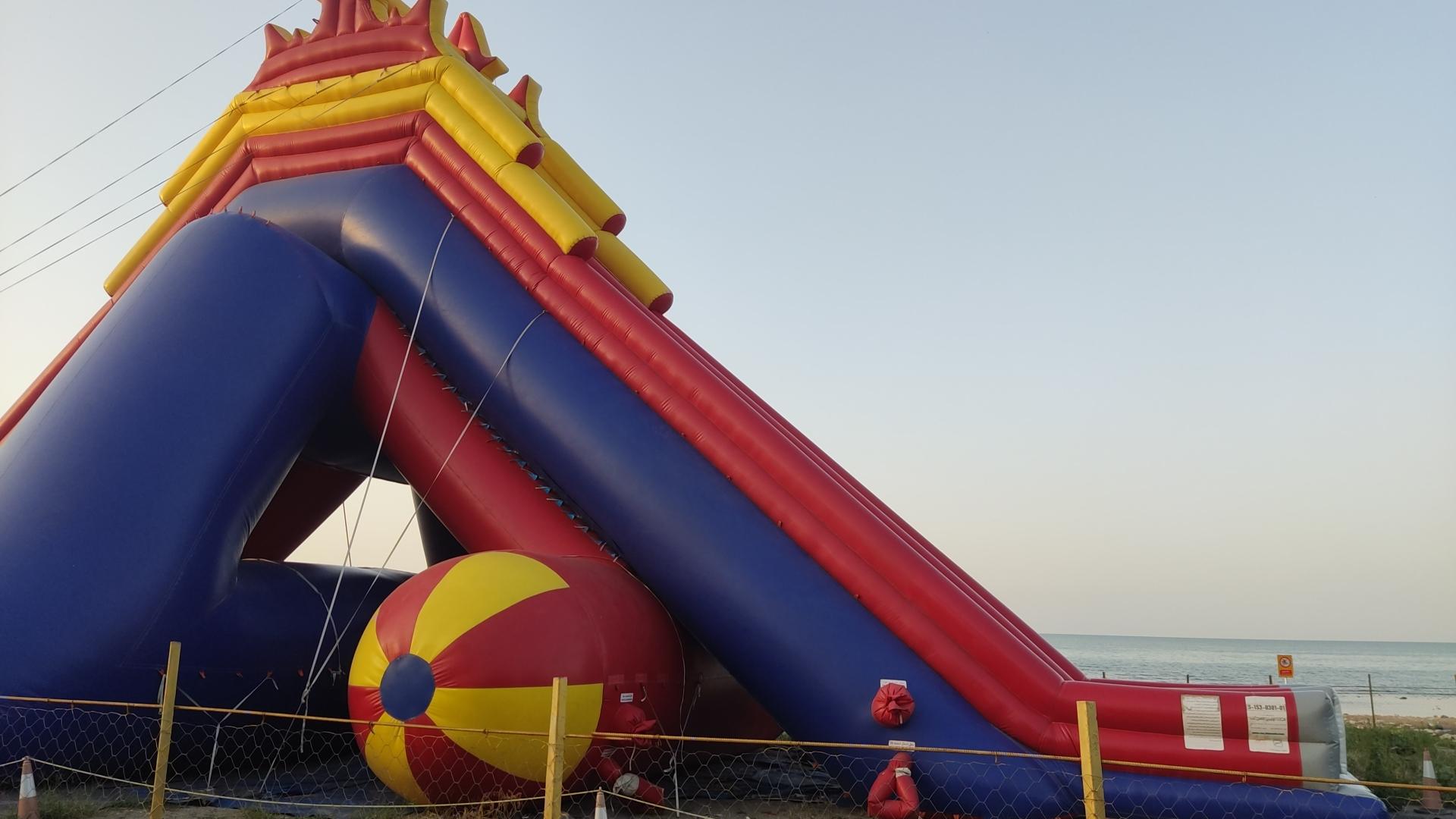 عکس سرسره بادی رادیو دریا 