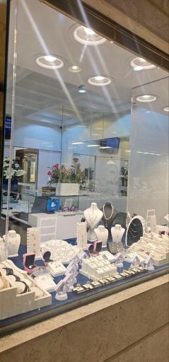 عکس گالري طلا و جواهر مهشاد 