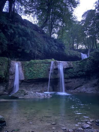 عکس آبشار هفتگانه تیرکن