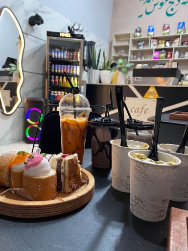 عکس کافه دنج