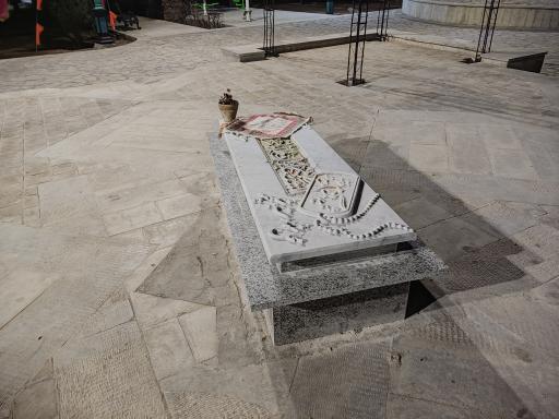 عکس مزار شهید گمنام