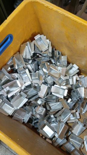 عکس خدمات جوشکاری CO2 و نقطه جوش 