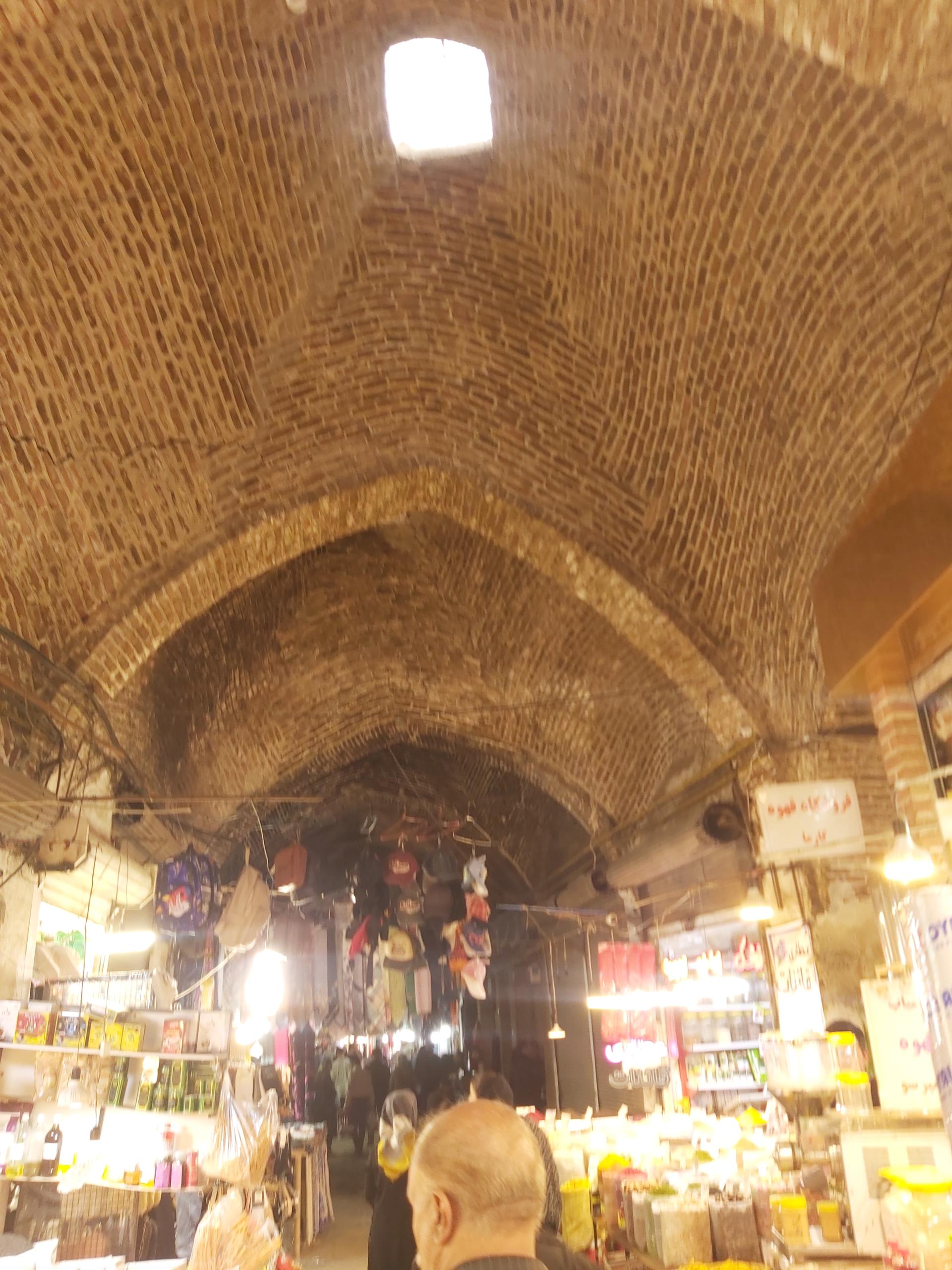 عکس بازار تاریخی ارومیه