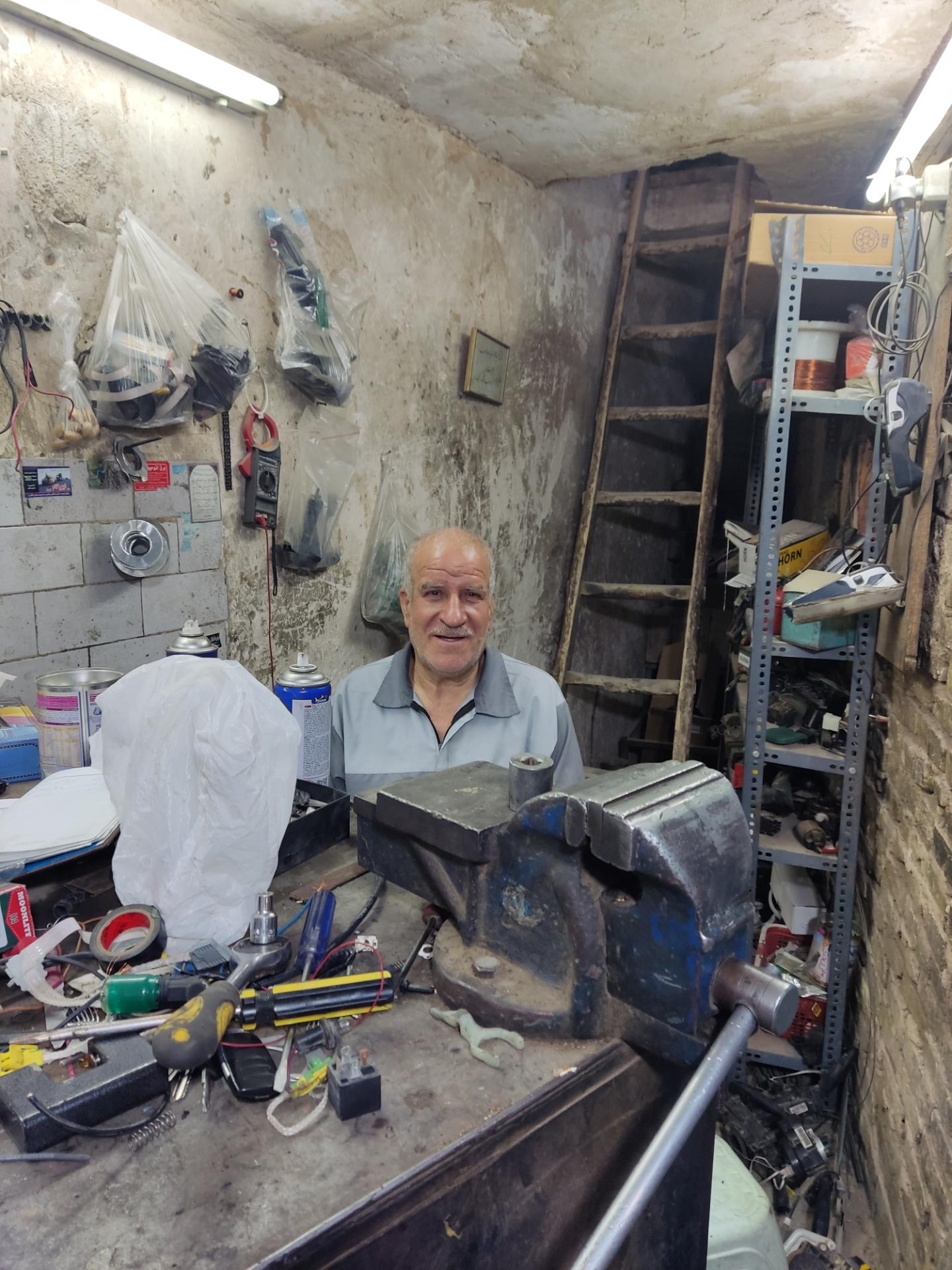 عکس خدمات برق اتومبیل دهقان