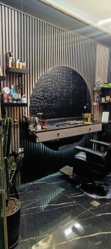 عکس پیرایش پیرامو