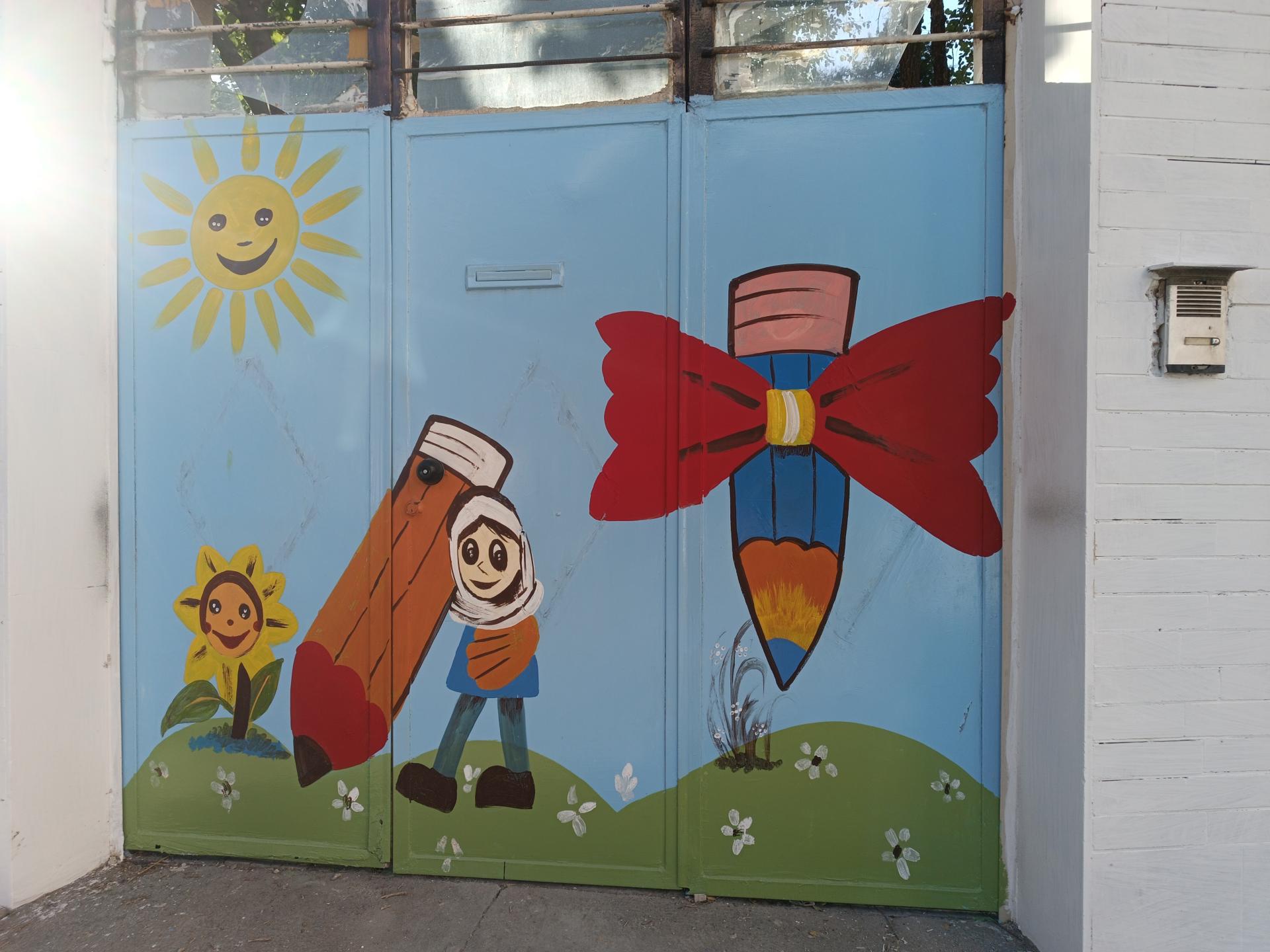 عکس دبستان غیردولتی دخترانه مهر آفرین