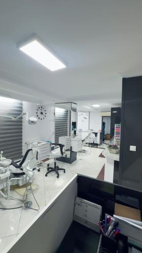 عکس دکتر حسنعلی غفاری (ارتودنتیست)