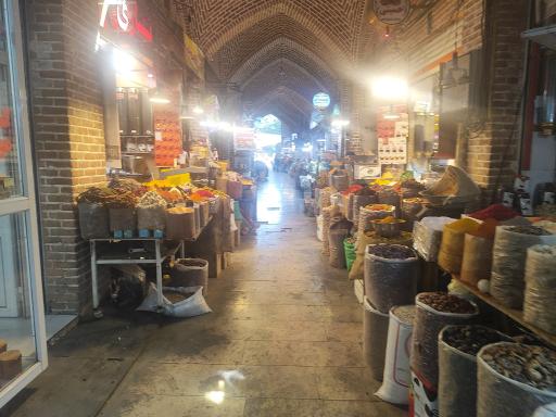 عکس بازار تاریخی ارومیه