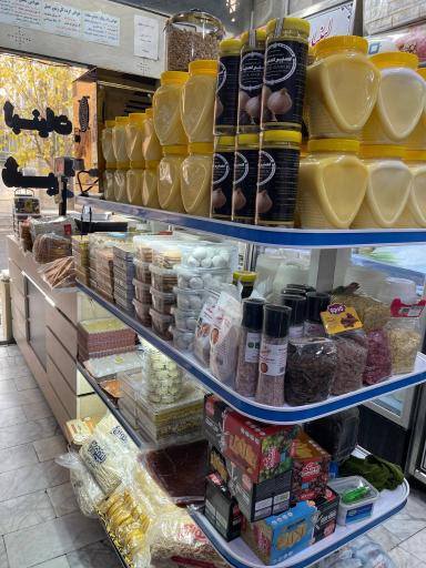 عکس لبنیات لیقوان