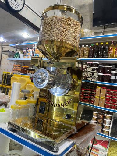 عکس لبنیات لیقوان