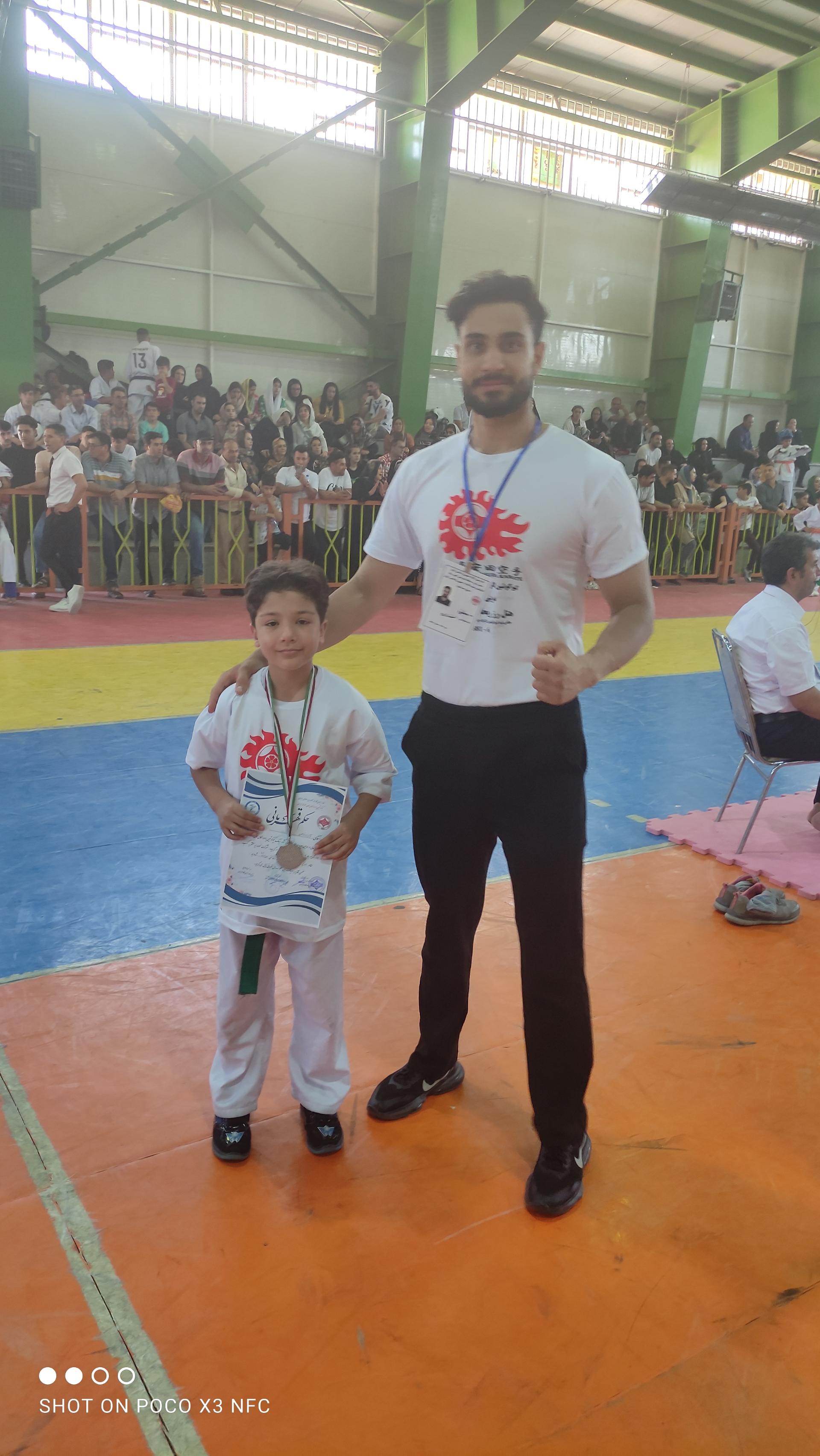 عکس باشگاه ورزشی عقاب سفید 