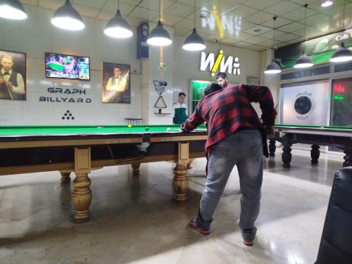 عکس کافه بیلیارد گراف