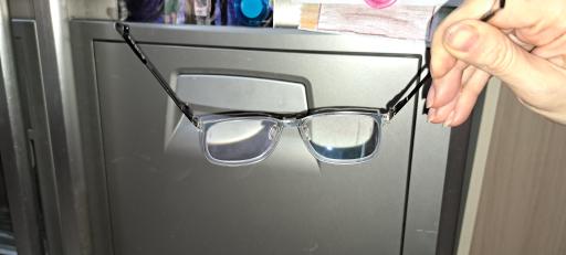 عکس عینک سازی و چشم پزشکی بینک 