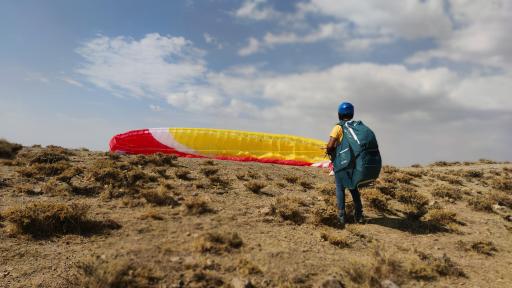 عکس پاراگلایدر مراغه (دکتررزمی)