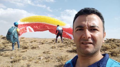 عکس پاراگلایدر مراغه (دکتررزمی)