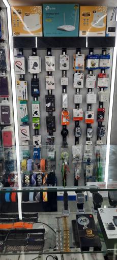 عکس فروشگاه موبایل پرساتل