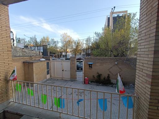 عکس دبیرستان مهردخت