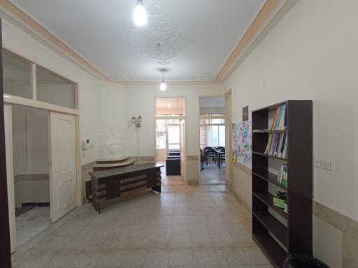 عکس دبیرستان مهردخت